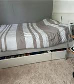 Bed van ikea, Huis en Inrichting, Slaapkamer | Bedden, Ophalen, Tweepersoons, Zo goed als nieuw, 200 cm