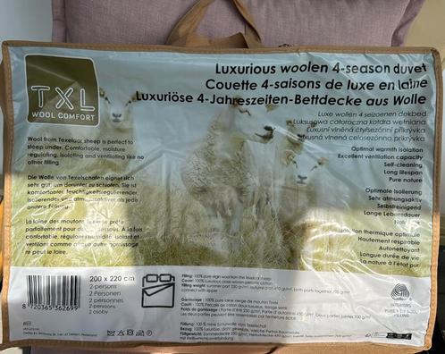 Texels wollen dekbed 200 x 220 cm nieuw 4 seizon 2 stuks, Huis en Inrichting, Slaapkamer | Beddengoed, Nieuw, Deken of Dekbed