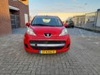 Peugeot 107 1.0 12V 5DR 2010 Rood, Auto's, Peugeot, Voorwielaandrijving, Elektrische ramen, 4 stoelen, 68 pk