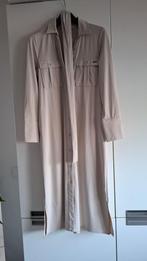 Mooie jurk travelstof, Ophalen of Verzenden, Zo goed als nieuw, Maat 36 (S), Beige