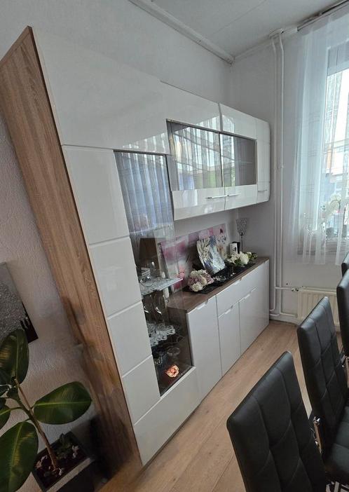 Vitrinekast en dressoirs., Huis en Inrichting, Kasten | Vitrinekasten, Zo goed als nieuw, 25 tot 50 cm, Ophalen of Verzenden