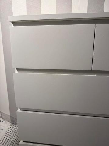 Hoge ladekast IKEA MALM - 6 lades - Wit - Zo goed als nieuw - afbeelding 2