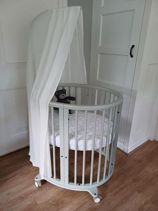 Prachtige Stokke Sleepi Wieg Bedje Peuterbed 0-5 jaar, Kinderen en Baby's, Kinderkamer | Bedden, Zo goed als nieuw, Minder dan 140 cm