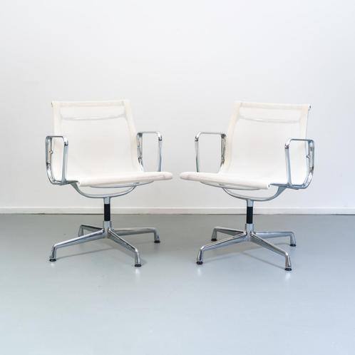 6x Vitra EA 107 Wit Netweave - Gepolijst aluminium, Huis en Inrichting, Stoelen, Zo goed als nieuw, Vijf, Zes of meer stoelen