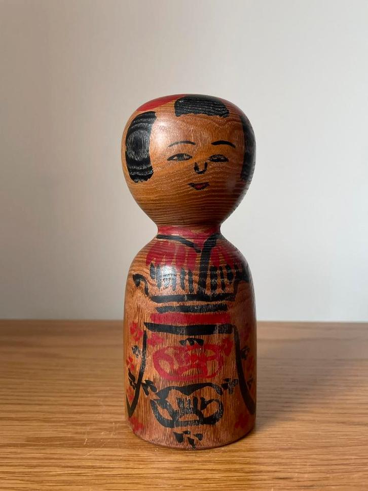Vintage kokeshi Ogura Kyutaro, Antiek en Kunst, Kunst | Niet-Westerse kunst, Ophalen of Verzenden