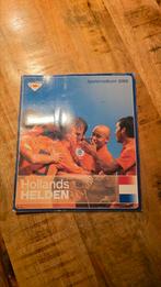 Hollands Helden EK 2008 Spelersalbum – Compleet, Verzamelen, Sportartikelen en Voetbal, Verzenden, Gebruikt, Overige binnenlandse clubs