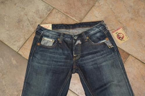 Le Temps des Cerises standard gold jeans mt 28 valt mt 27, Kleding | Dames, Spijkerbroeken en Jeans, Nieuw, W27 (confectie 34) of kleiner