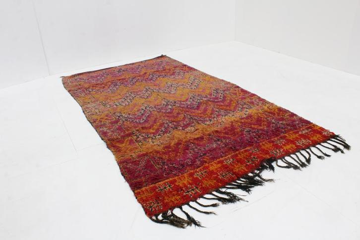 Vintage Berber Boujaad wollen vloerkleed, Huis en Inrichting, Stoffering | Tapijten en Kleden, Gebruikt, 150 tot 200 cm, 200 cm of meer