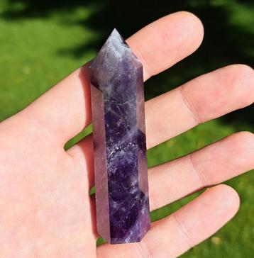 Grote Amethist edelsteen punt edelstenen verzameling stenen beschikbaar voor biedingen