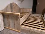 Steigerhouten kinderbed 90x200 met uitschuifbed in lade, Ophalen, 85 tot 100 cm, Zo goed als nieuw, Lattenbodem