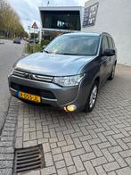 Mitsubishi Outlander 2.2 Di-d 4WD 7P 2013 Grijs, 4 cilinders, 2000 kg, 7 stoelen, Bedrijf