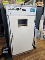 Broedmachine eieren, Ophalen, Broedmachine