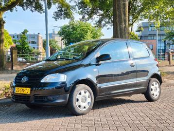VOLKSWAGEN FOX 1.4 55 KW DEALER ONDERHOUDEN 1STE EIGENAAR beschikbaar voor biedingen