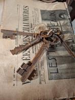 Oud bosje sleutels sleutel sleutelbos brocante, Antiek en Kunst, Ophalen of Verzenden