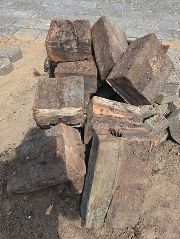 Gratis ! dikke zware hout blokken Gratis ! beschikbaar voor biedingen