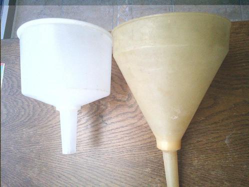 Brandstoftrechters mét filter., Watersport en Boten, Accessoires en Onderhoud, Gebruikt, Motor en Techniek, Ophalen