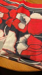 Tafellaken rood. 136x84 cm. Nieuw, Ophalen of Verzenden, Nieuw, Rechthoek