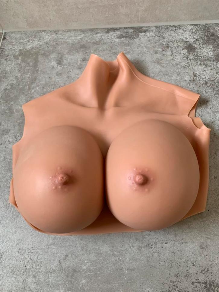 Siliconen borsten cup-G, Hobby en Vrije tijd, Kostuums, Theaterbenodigdheden en LARP, Zo goed als nieuw, Verzenden