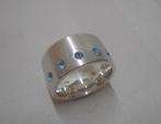 Zilveren massieve LOOK! ring met stenen maat 18,2 nr.1168, 18 tot 19, Verzenden, Zo goed als nieuw, Dame
