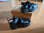 Dr martens sandalen met plateauzool maat 39 kleur zwart, Kleding | Dames, Ophalen of Verzenden, Zo goed als nieuw, Zwart, Sandalen of Muiltjes