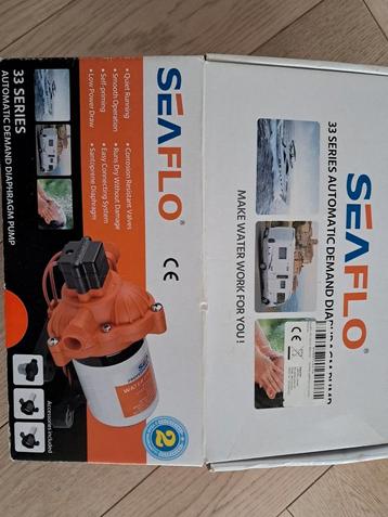 Seaflo membraam pomp beschikbaar voor biedingen