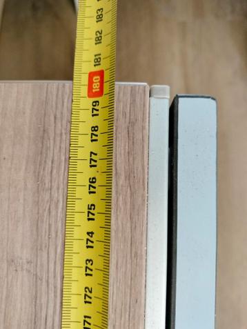 Ikea  tv meubel  Zwevend.  Bestâ  180/120 x 23 x 39 cm - afbeelding 6