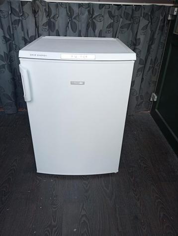 Goedwerkende tafelmodel vriezer merk Electrolux  beschikbaar voor biedingen