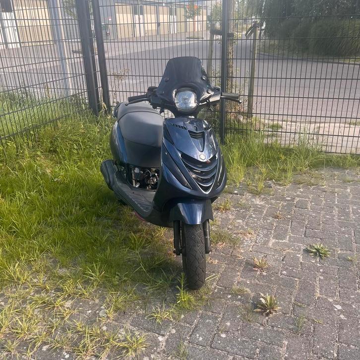 Piaggio zip 180cc LC 2t snor, Fietsen en Brommers, Brommers | Tuning en Styling, Gebruikt, Ophalen of Verzenden