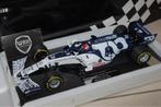 SALE !! 1:18 ALPHATAURI AT01 KVYAT F1 Minichamps in box WRH, Hobby en Vrije tijd, Modelauto's | 1:18, Ophalen of Verzenden, Zo goed als nieuw