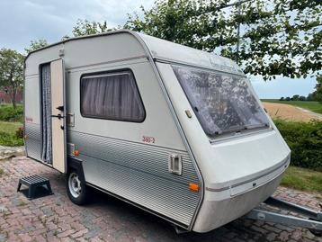 Te koop nette Beyerland sprinter caravan! beschikbaar voor biedingen