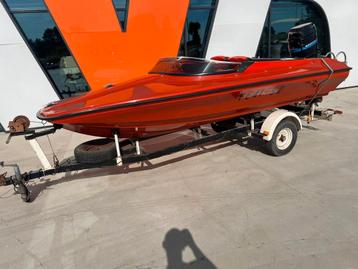 Shakespeare speedboot op trailer met 90 pk outboard 6cyl 2 t beschikbaar voor biedingen