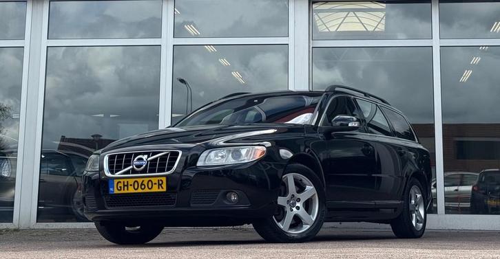 Volvo V70 3.2 AWD Momentum Leer Xenon Trekhaak LPG G3 Mooi!, Auto's, Volvo, Bedrijf, Te koop, V70, 4x4, ABS, Airbags, Airconditioning