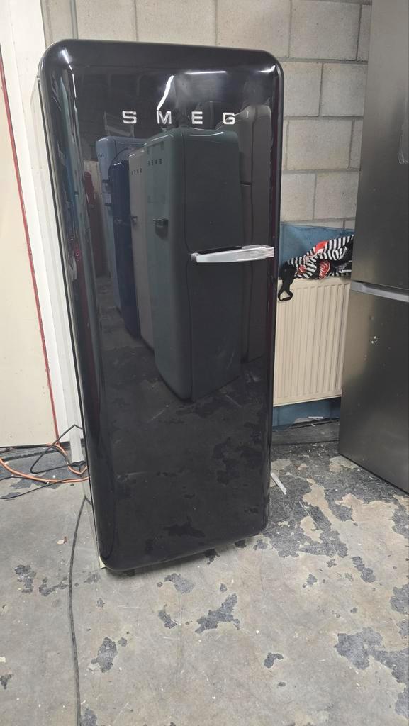 Smeg koelkast zwart, Witgoed en Apparatuur, Koelkasten en IJskasten, Ophalen