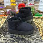Ugg Laarzen - Zwart, Ophalen of Verzenden, Zo goed als nieuw, Zwart, Lage of Enkellaarzen