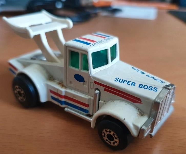 Matchbox Kenworth Super Boss, Hobby en Vrije tijd, Modelauto's | Overige schalen, Gebruikt, Bus of Vrachtwagen, Ophalen of Verzenden