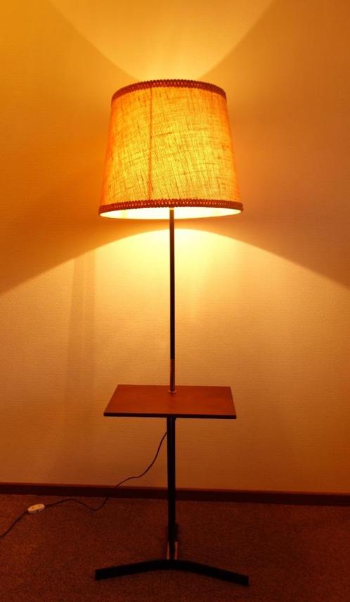 Frans metal houten jar60 vloerlamp hout tafelblad cafe, Huis en Inrichting, Lampen | Vloerlampen, Gebruikt, 150 tot 200 cm, Hout