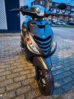 Piaggio zip 50cc blauw kenteken snor 4t zwart, Fietsen en Brommers, Scooters | Piaggio, Ophalen, Zo goed als nieuw, Benzine, Zip