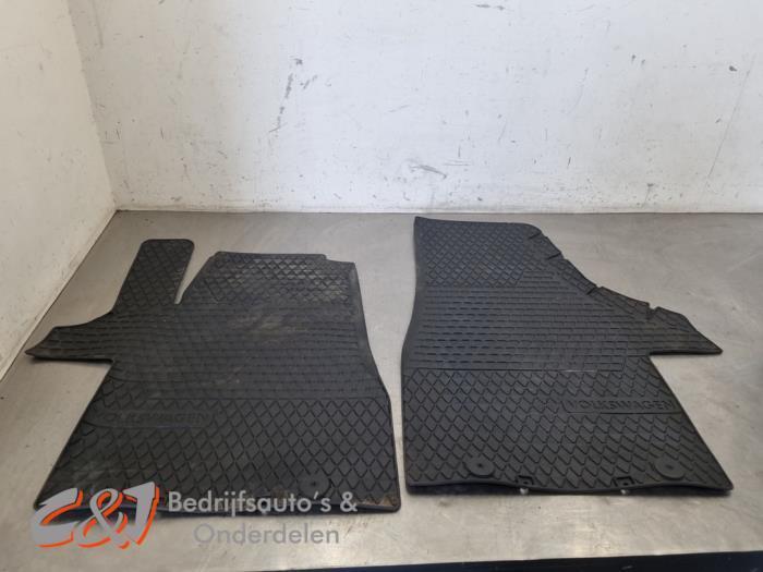 Matten Set van een Volkswagen Transporter, Auto-onderdelen, Interieur en Bekleding, Volkswagen, Gebruikt, 3 maanden garantie, Ophalen of Verzenden