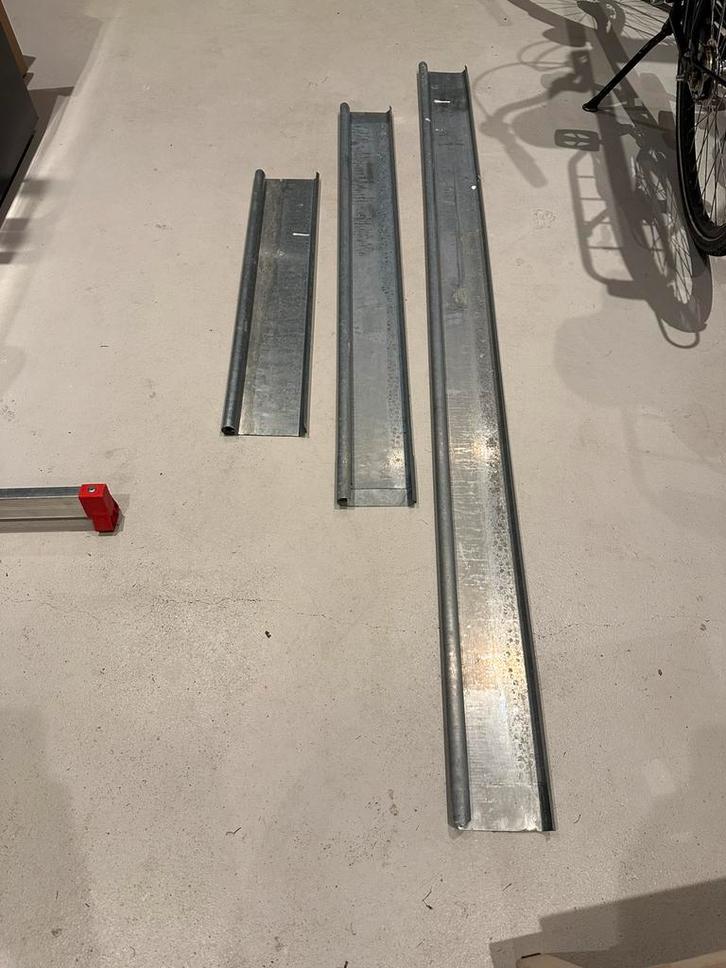 Zinken deklijst / dakrand en profielen - gratis, Doe-het-zelf en Verbouw, Dakpannen en Dakbedekking, Zo goed als nieuw, Overige typen