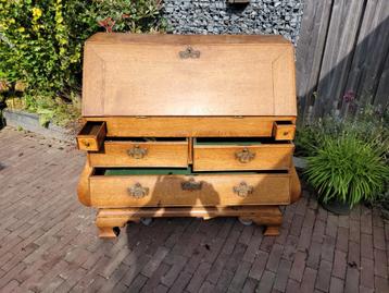Antieke Eiken Secretaire met Groen Bureauvlak beschikbaar voor biedingen