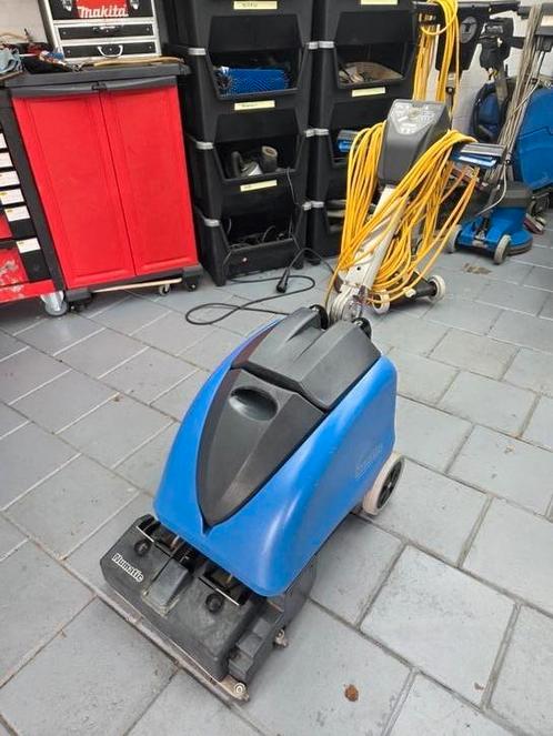 Numatic tt1535 schrobzuigmachine, Doe-het-zelf en Verbouw, Reinigingsmachines, Zo goed als nieuw, Schrobmachine, Ophalen of Verzenden