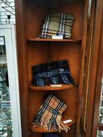 Vintage Burberry, FURLA, VERSACE wollen sjaal, Burberry, Ophalen, Gedragen, One size fits all