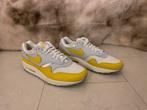 Nike Air Max 1 Tour Yellow EU44, Kleding | Heren, Schoenen, Overige kleuren, Nike, Nieuw, Ophalen of Verzenden