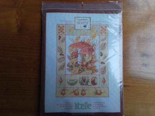 MARJOLEIN BASTIN Borduurpakket HERFST, Hobby en Vrije tijd, Borduren en Borduurmachines, Nieuw, Borduurpakket, Handborduren, Ophalen of Verzenden