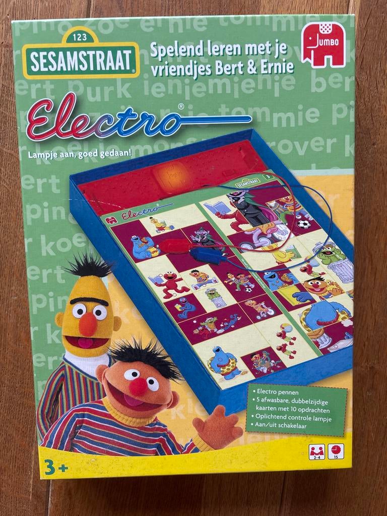 Sesamstraat Electro - Leerzaam spel voor kinderen, Een of twee spelers, Ophalen of Verzenden, Zo goed als nieuw, Reisspel