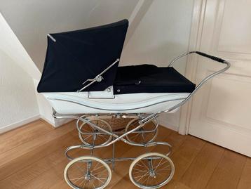 Prachtige silvercross kinderwagen beschikbaar voor biedingen