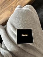 Mooie zilver/gouden ring met klein diamantje, IJzer of Staal, 19 tot 20, Nieuw, Ophalen of Verzenden
