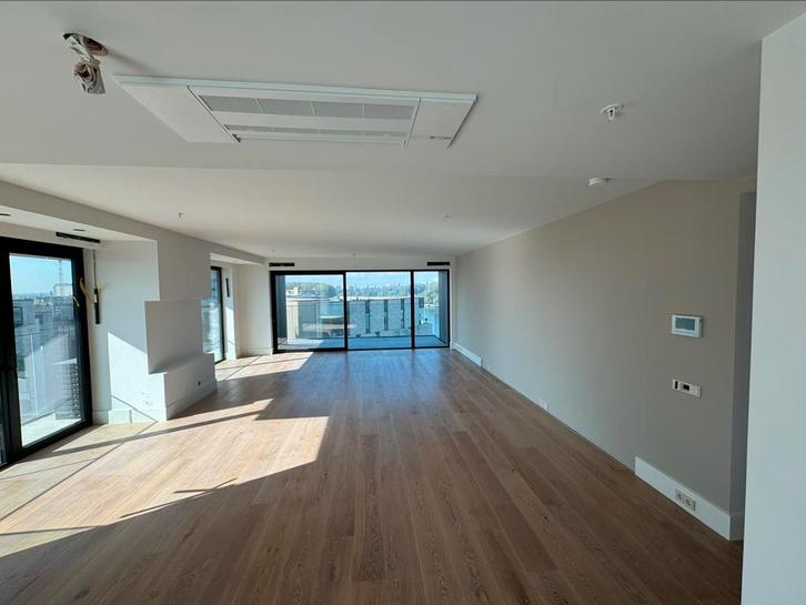 Latex spuiten vanaf 5 euro per vierkantemeter !!, Diensten en Vakmensen, Schilders en Behangers