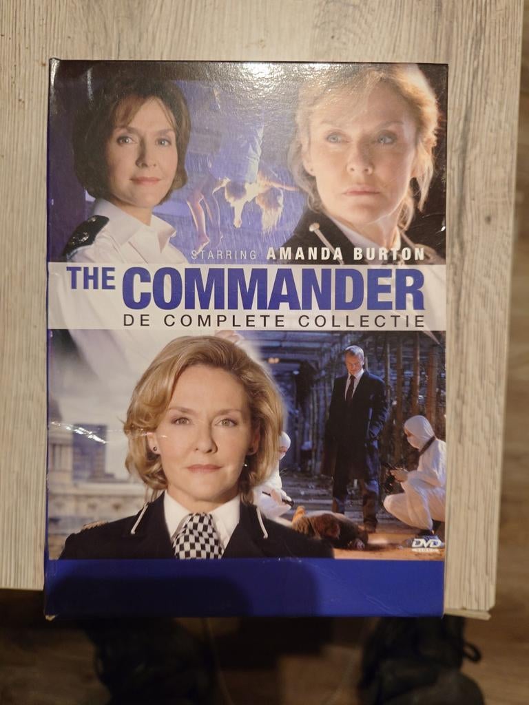 The Commander S1 tm S6 met NLO, Vanaf 16 jaar, Ophalen of Verzenden, Zo goed als nieuw