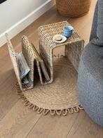 Rotan bijzettafeltje met tijdschriftenhouder, Ophalen, Q, W, Q